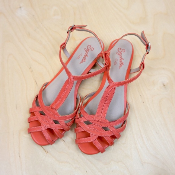 ModCloth (Seychelles) "Can't Trust Myself" Sandals in "Melon" - Picture 1 of 7
